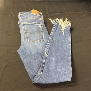 Women’s American eagle jeans